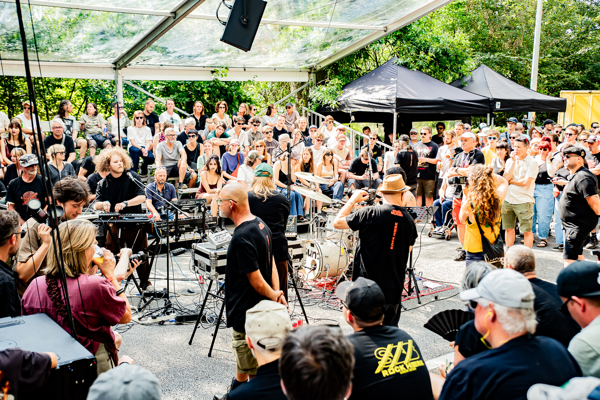 Suna @ Rock Herk, picture 19, photographed by Leen Verlinden - FrontView Magazine