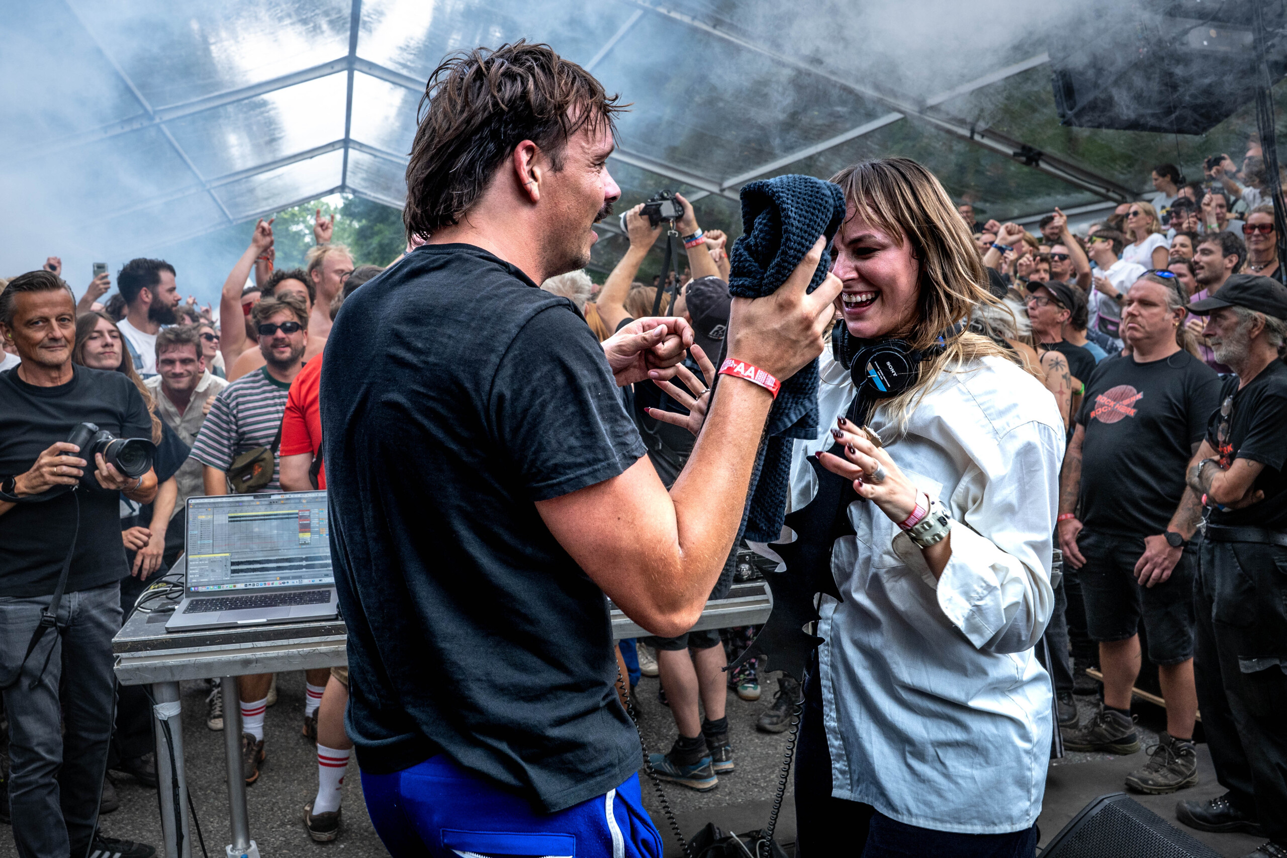 Lolalita & Brennt @ Rock Herk, foto 8, foto's door Anoek Houben - FrontView Magazine