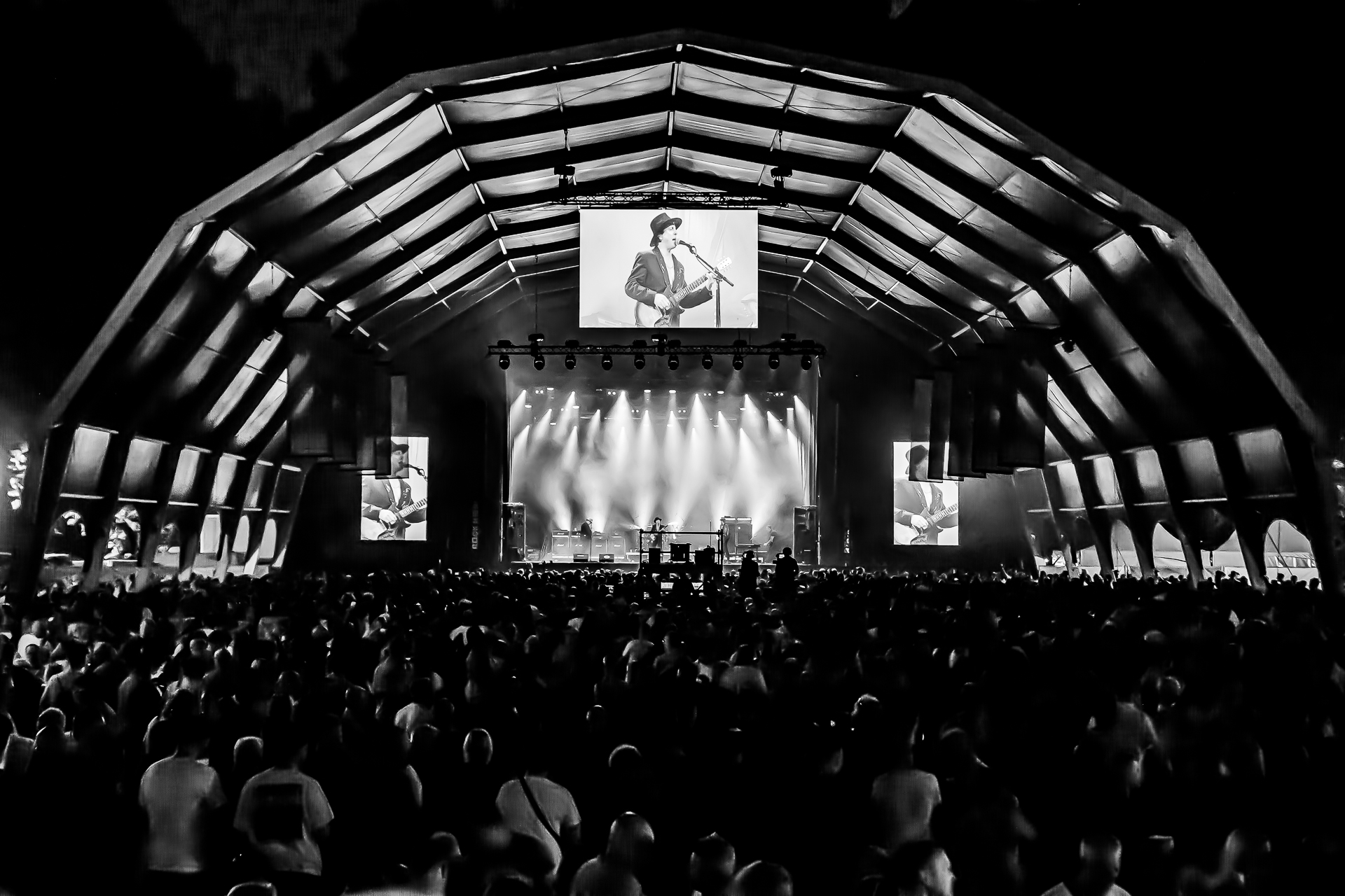 The Libertines @ Rock Herk, picture 15, photographed by Leen Verlinden - FrontView Magazine