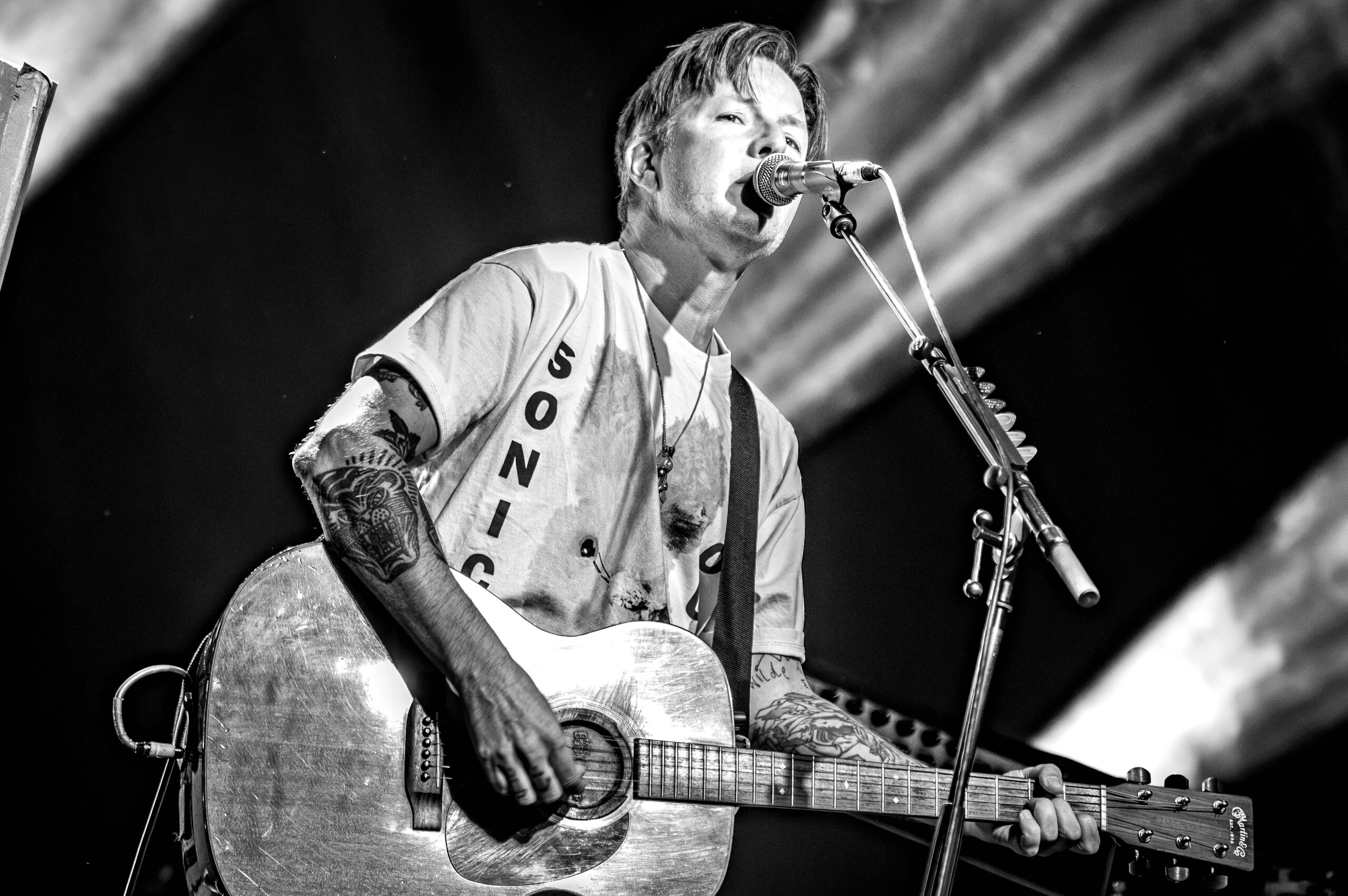 Manic Street Preachers @ Rock Herk, picture 8, photographed by Anoek Houben - FrontView Magazine