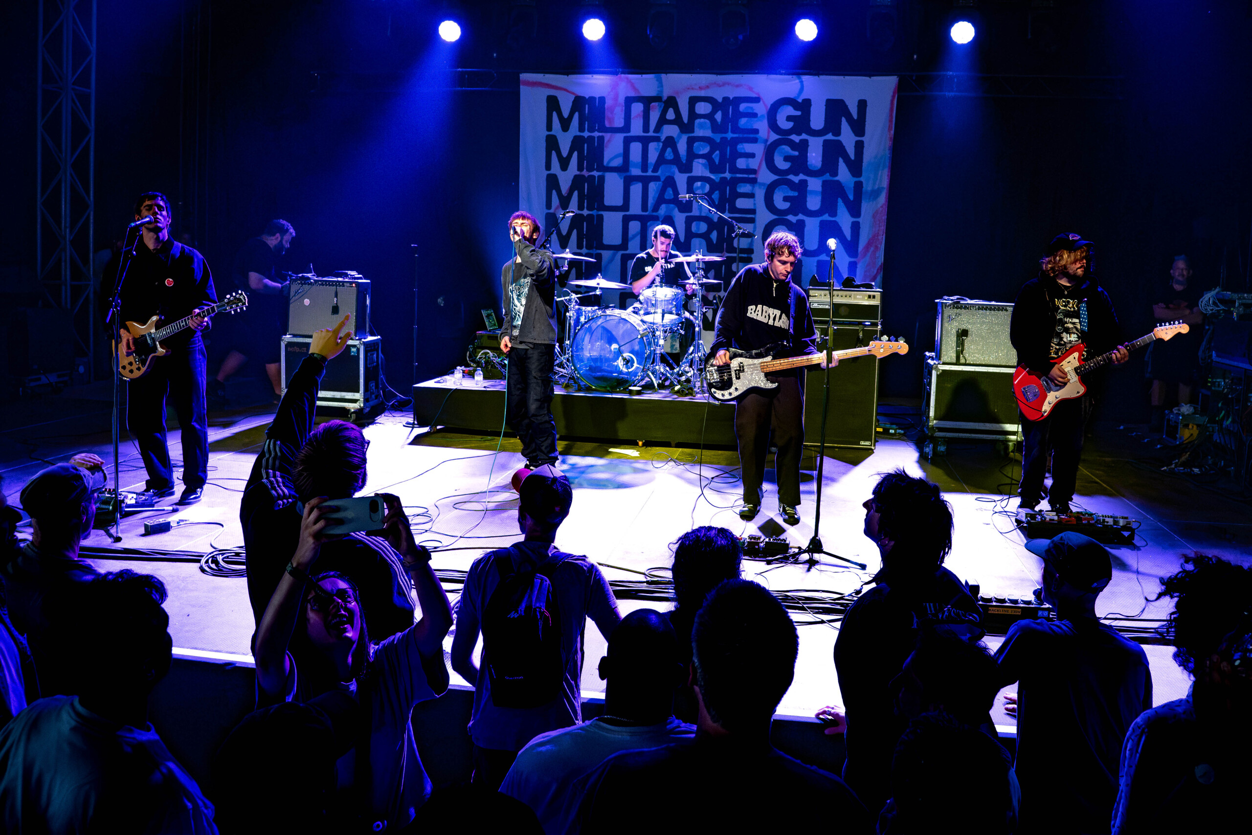 Militarie Gun @ Rock Herk, picture 9, photographed by Anoek Houben - FrontView Magazine