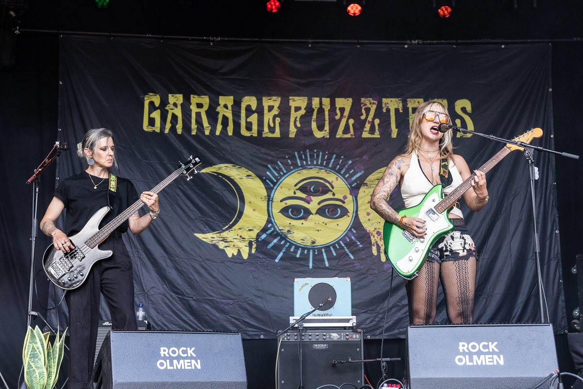 Garagefuzzters @ Rock Olmen, foto 7, foto's door David Johnson - FrontView Magazine