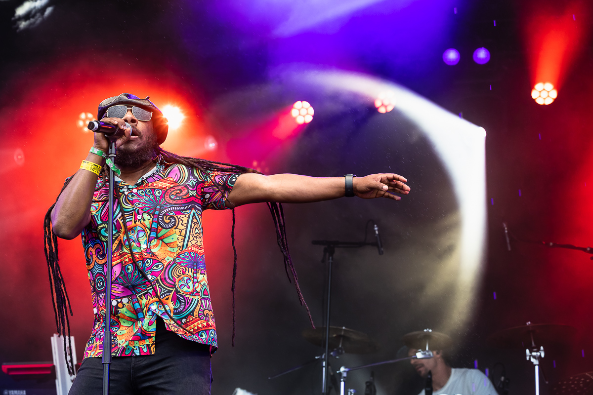 Bob Marley Tribute by Rootsriders & Mo Ali @ Sfinks Mixed 2026, picture 4, photographed by Marc Verdonck - FrontView Magazine