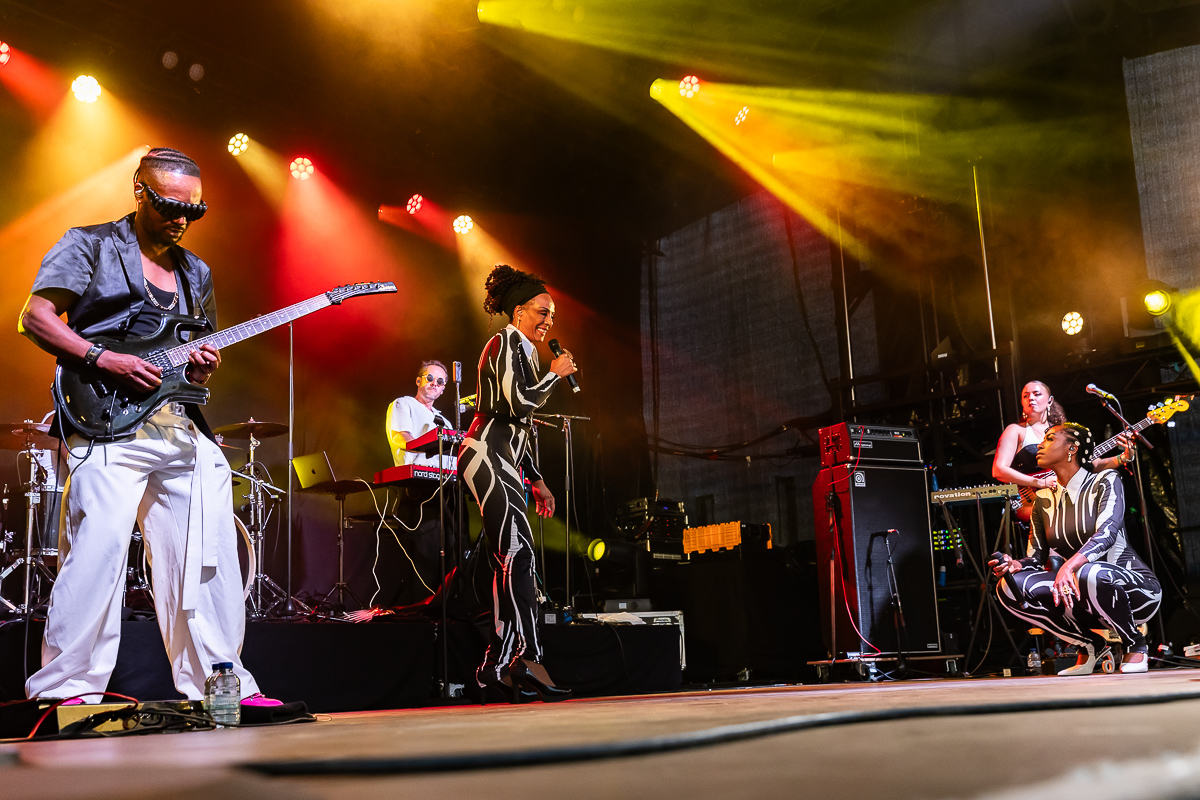 Zap Mama & K.ZIA @ Sfinks Mixed 2026, picture 28, photographed by Marc Verdonck - FrontView Magazine