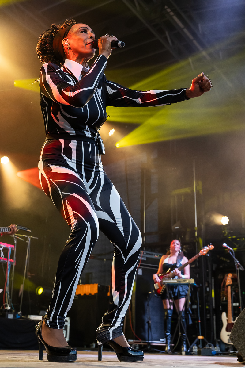 Zap Mama & K.ZIA @ Sfinks Mixed 2026, picture 25, photographed by Marc Verdonck - FrontView Magazine