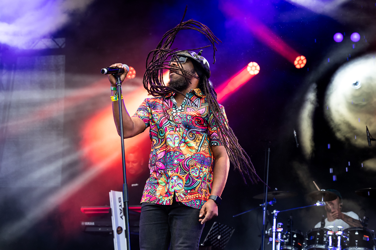 Bob Marley Tribute by Rootsriders & Mo Ali @ Sfinks Mixed 2026, picture 9, photographed by Marc Verdonck - FrontView Magazine
