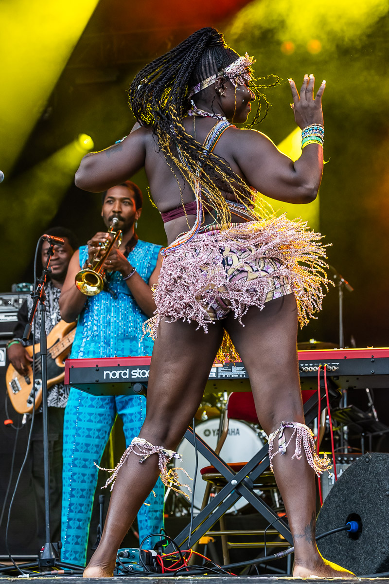 Mádé Kuti & The Movement @ Sfinks Mixed 2026, picture 5, photographed by Marc Verdonck - FrontView Magazine