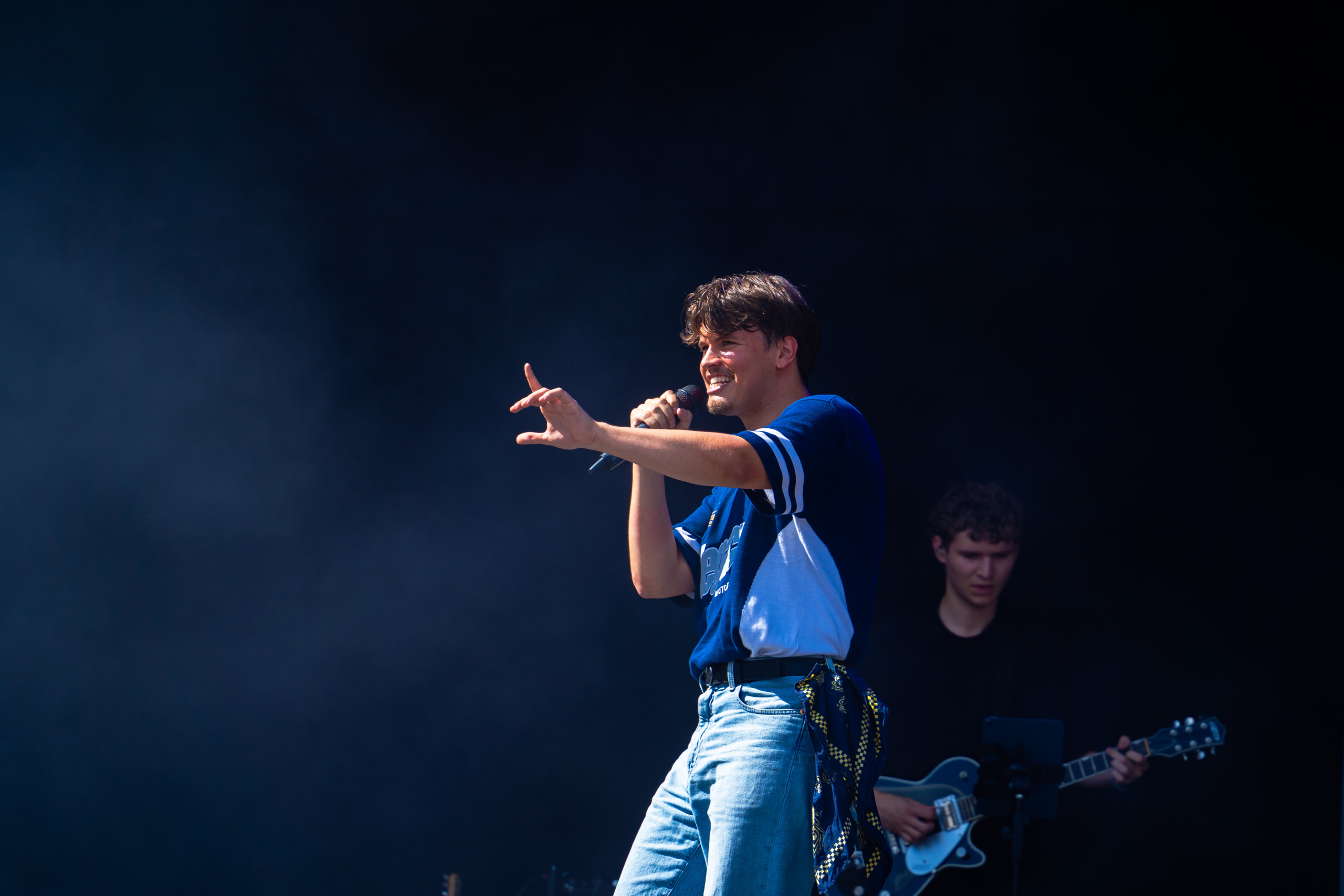 Mathias Mesmans @ Herentals Feest, picture 2, photographed by Silke Daems - FrontView Magazine