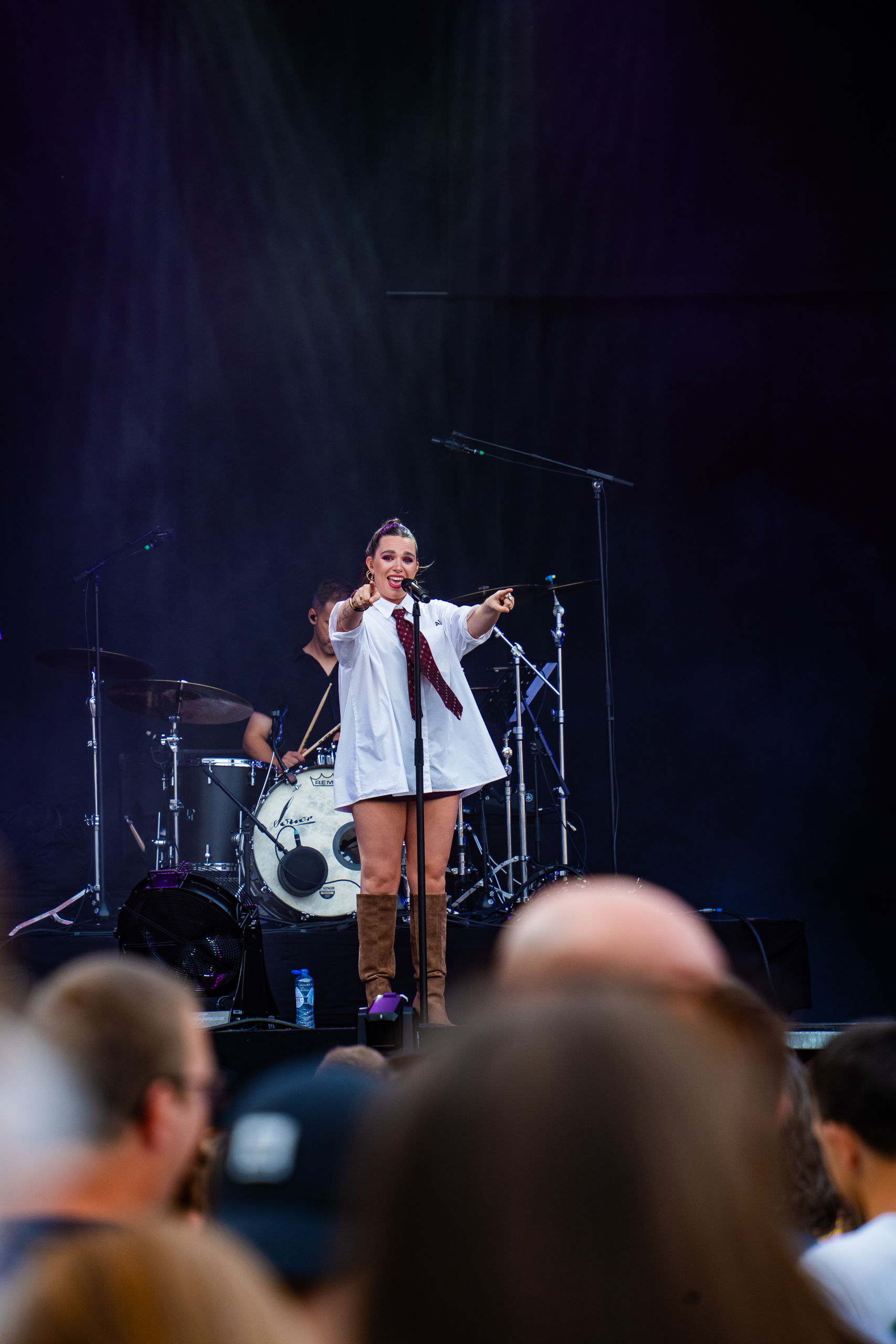 Leez @ Herentals Feest, picture 12, photographed by Silke Daems - FrontView Magazine