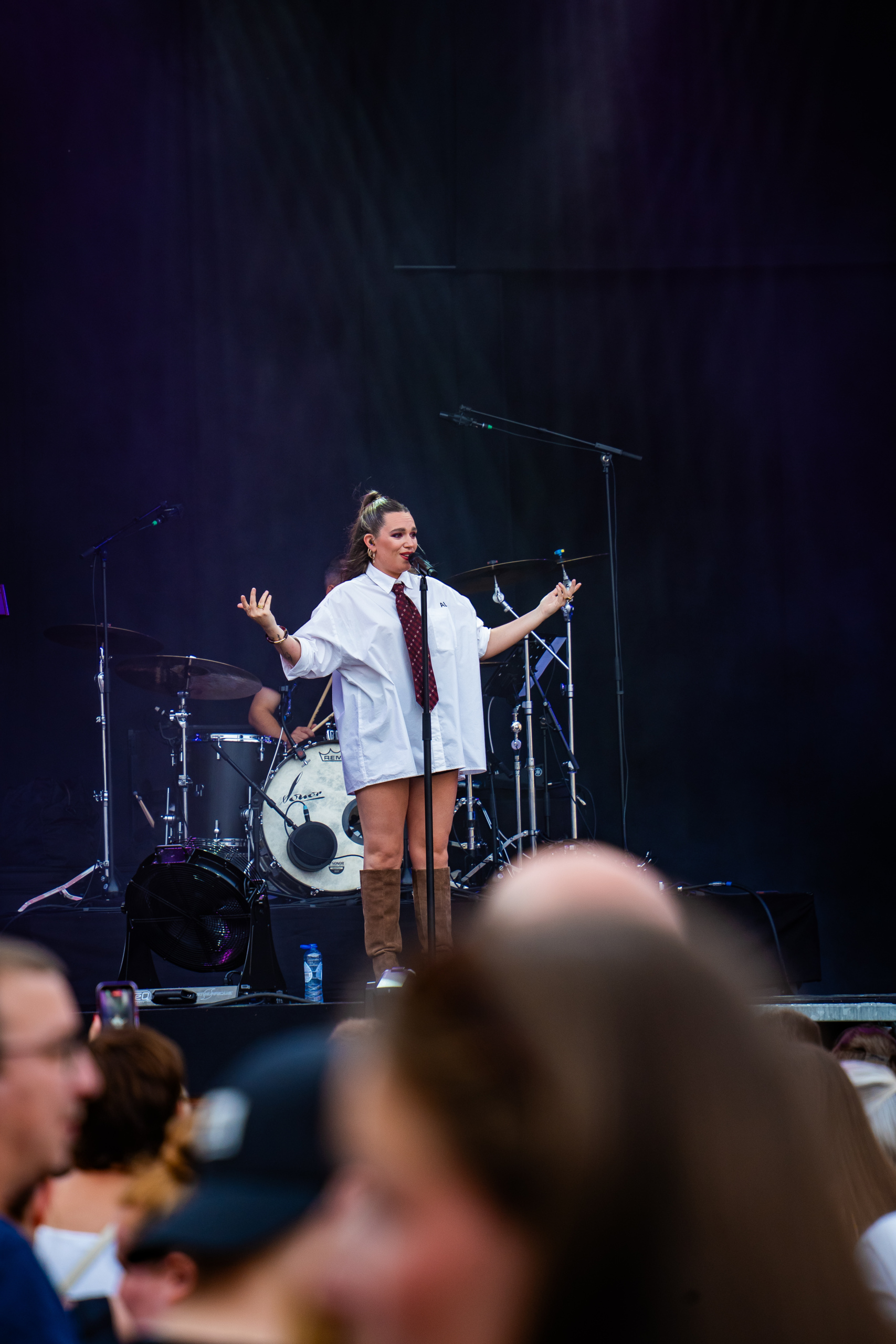 Leez @ Herentals Feest, picture 7, photographed by Silke Daems - FrontView Magazine