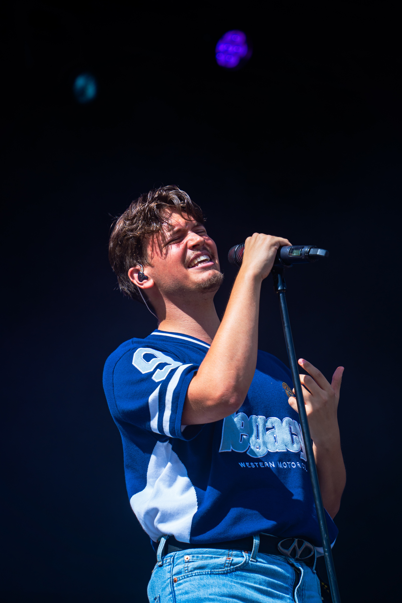 Mathias Mesmans @ Herentals Feest, picture 9, photographed by Silke Daems - FrontView Magazine
