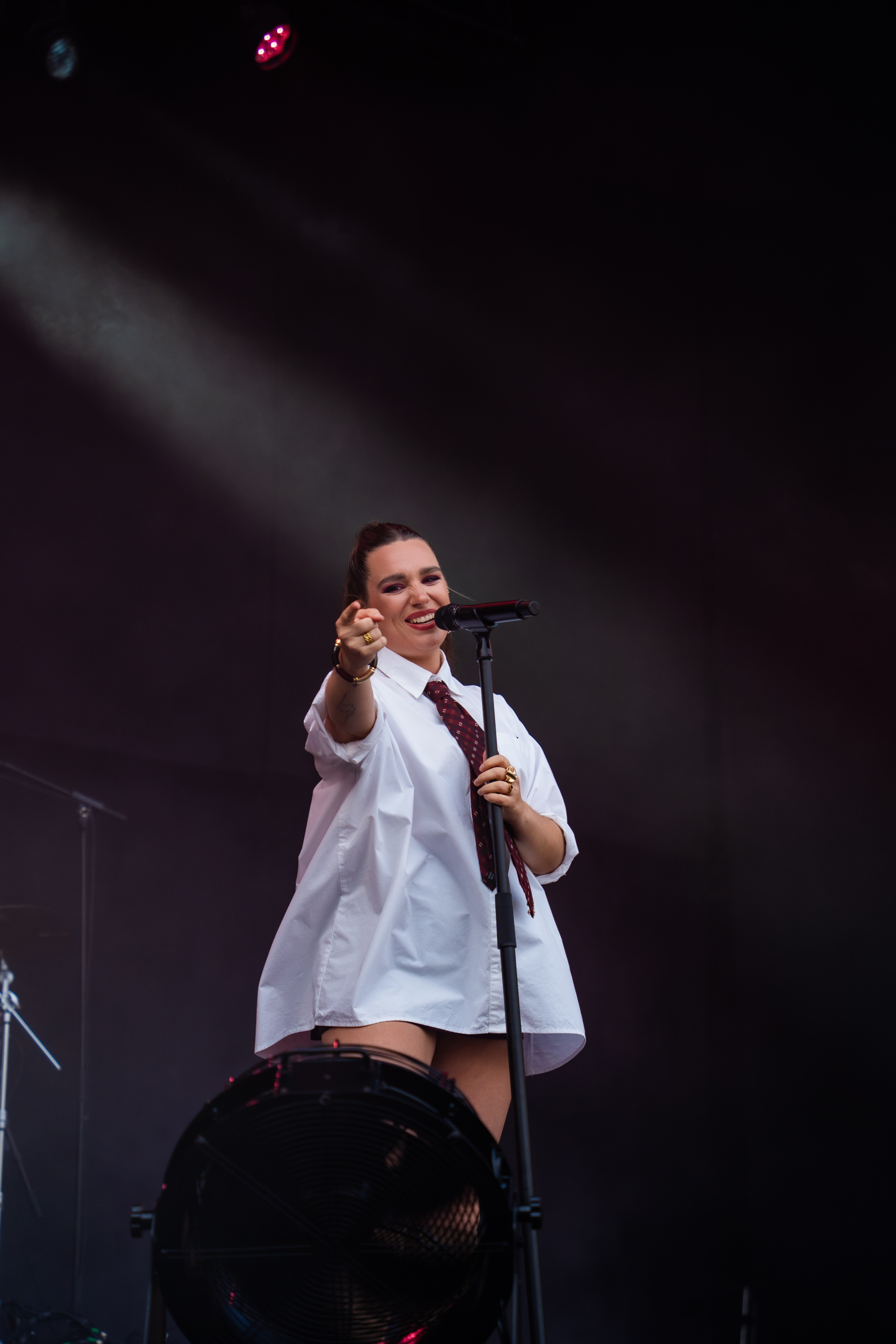 Leez @ Herentals Feest, picture 4, photographed by Silke Daems - FrontView Magazine