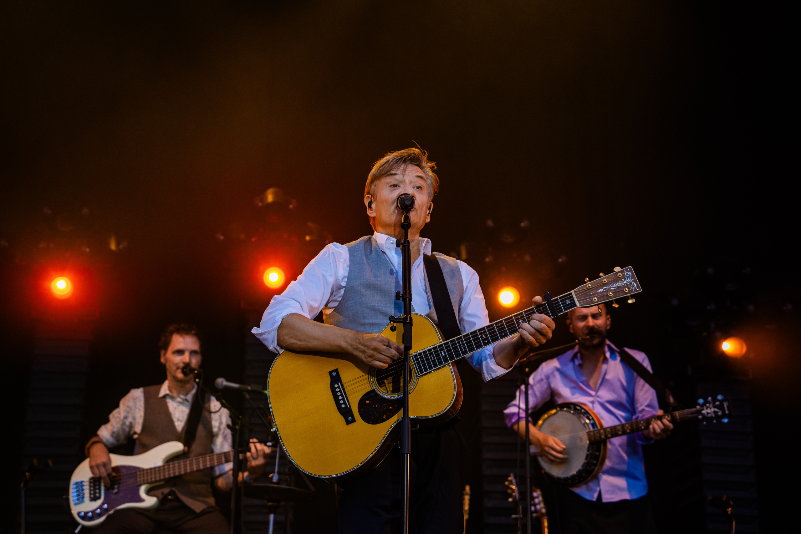 Bart Peeters @ Herentals Feest, picture 5, photographed by Silke Daems - FrontView Magazine