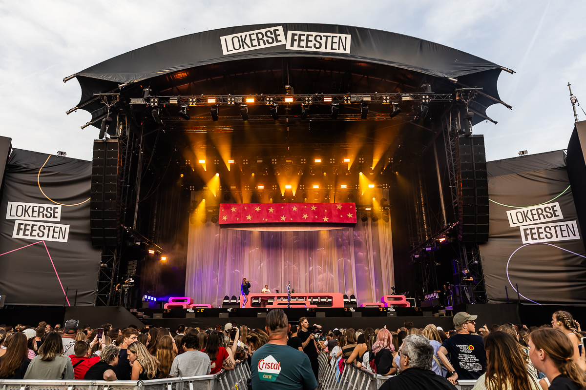 Roxy Dekker @ Lokerse feesten, picture 17, photographed by Marc Verdonck - FrontView Magazine