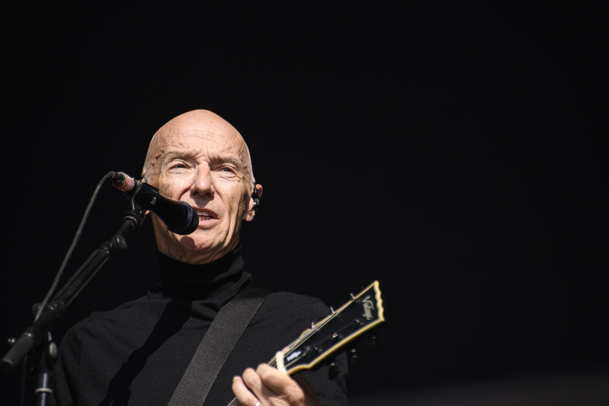 Midge Ure @ Lokerse Feesten, picture 2, photographed by Bart Janssens - FrontView Magazine
