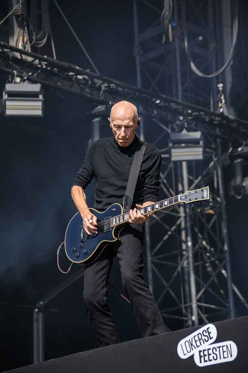Midge Ure @ Lokerse Feesten, picture 10, photographed by Bart Janssens - FrontView Magazine