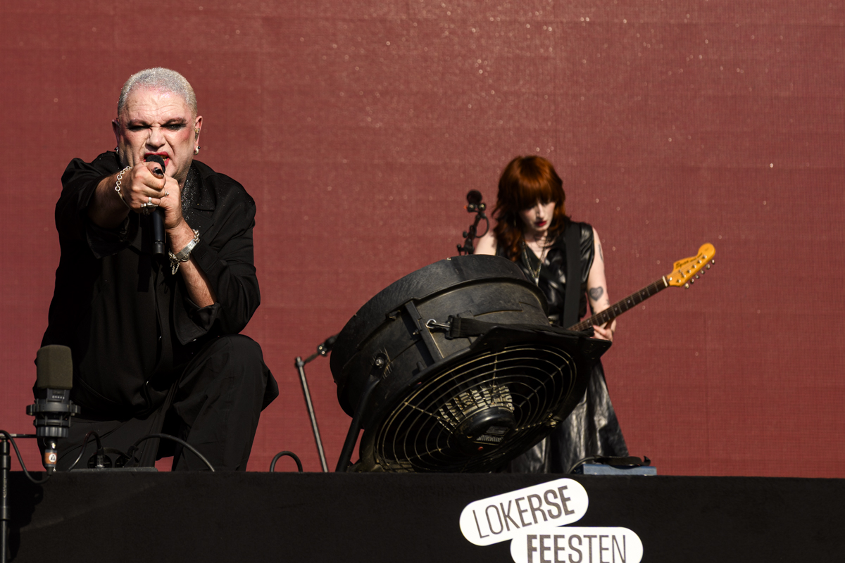 Gavin Friday @ Lokerse Feesten, picture 11, photographed by Bart Janssens - FrontView Magazine