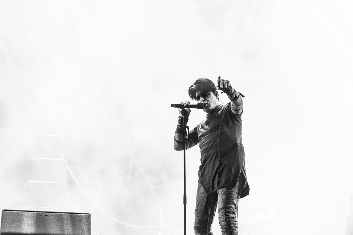Gary Numan @ Lokerse Feesten, foto 1, foto's door Bart Janssens - FrontView Magazine