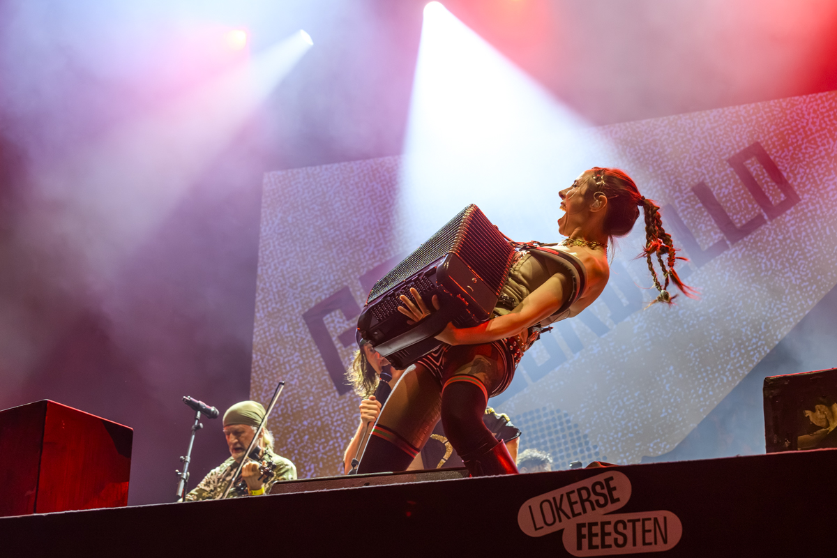 Gogol Bordello @ Lokerse Feesten, foto 11, foto's door Bart Janssens - FrontView Magazine