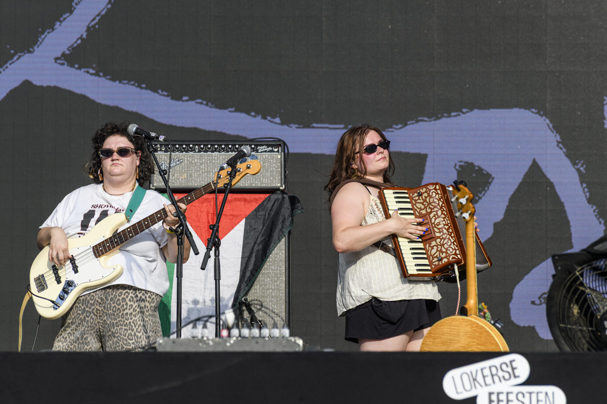 The Mary Wallopers @ Lokerse Feesten, photo 9 of 12, photographed by Bart Janssens - FrontView Magazine