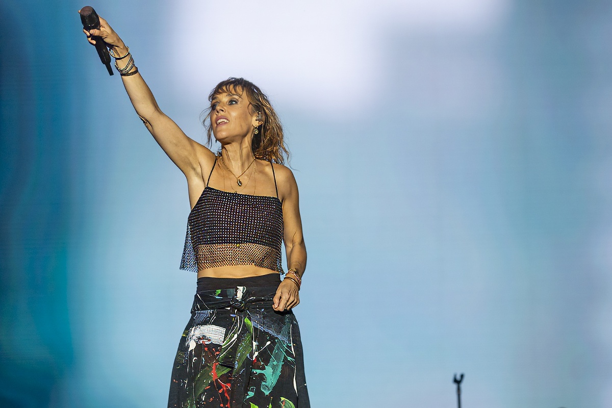 Zaz @ Lokerse Feesten, foto 12, foto's door Edwin Houdevelt - FrontView Magazine