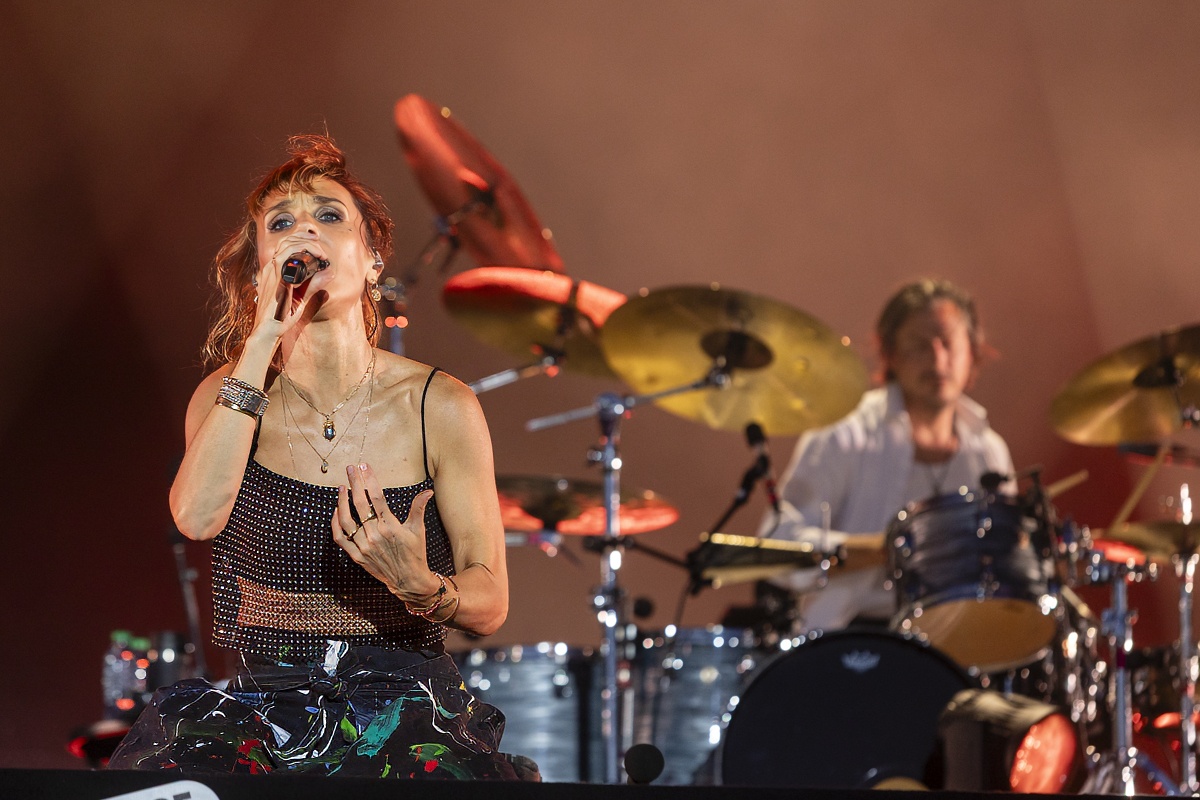 Zaz @ Lokerse Feesten, foto 7, foto's door Edwin Houdevelt - FrontView Magazine