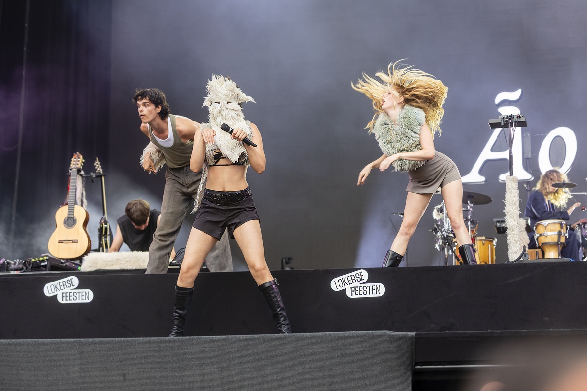 ÃO @ Lokerse Feesten, picture 16, photographed by Edwin Houdevelt - FrontView Magazine