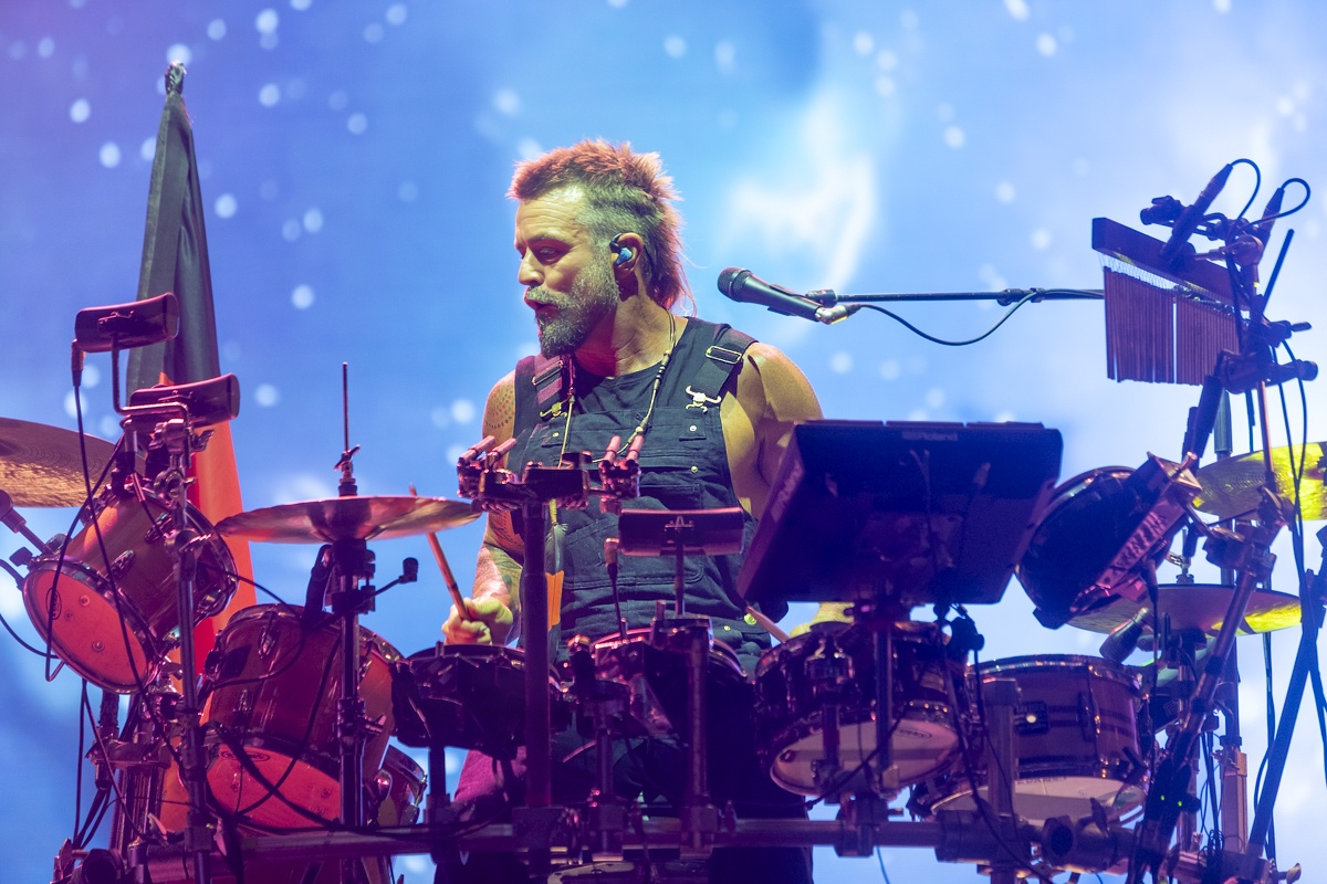 Xavier Rudd @ Lokerse Feesten, foto 10, foto's door Edwin Houdevelt - FrontView Magazine