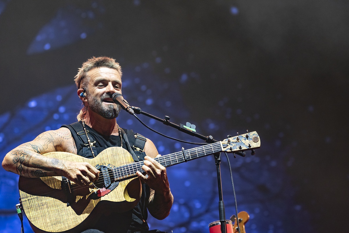 Xavier Rudd @ Lokerse Feesten, foto 20, foto's door Edwin Houdevelt - FrontView Magazine
