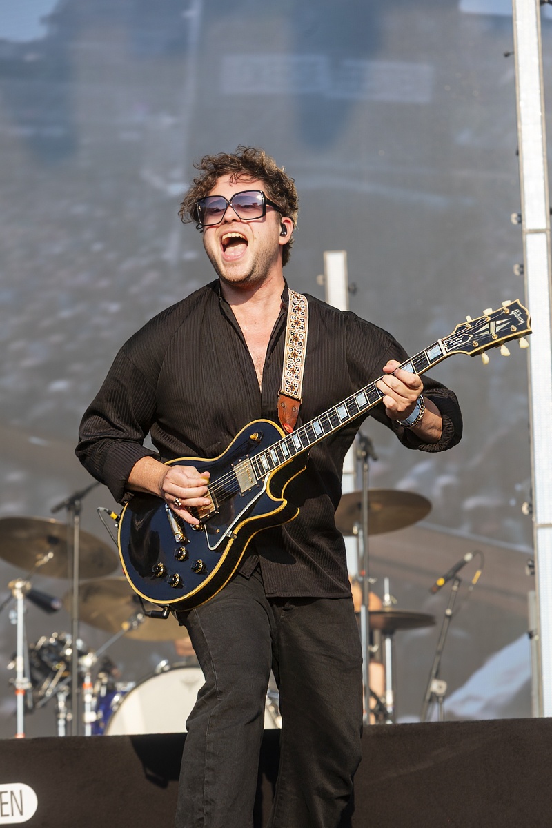 Sons @ Lokerse Feesten, picture 13, photographed by Edwin Houdevelt - FrontView Magazine