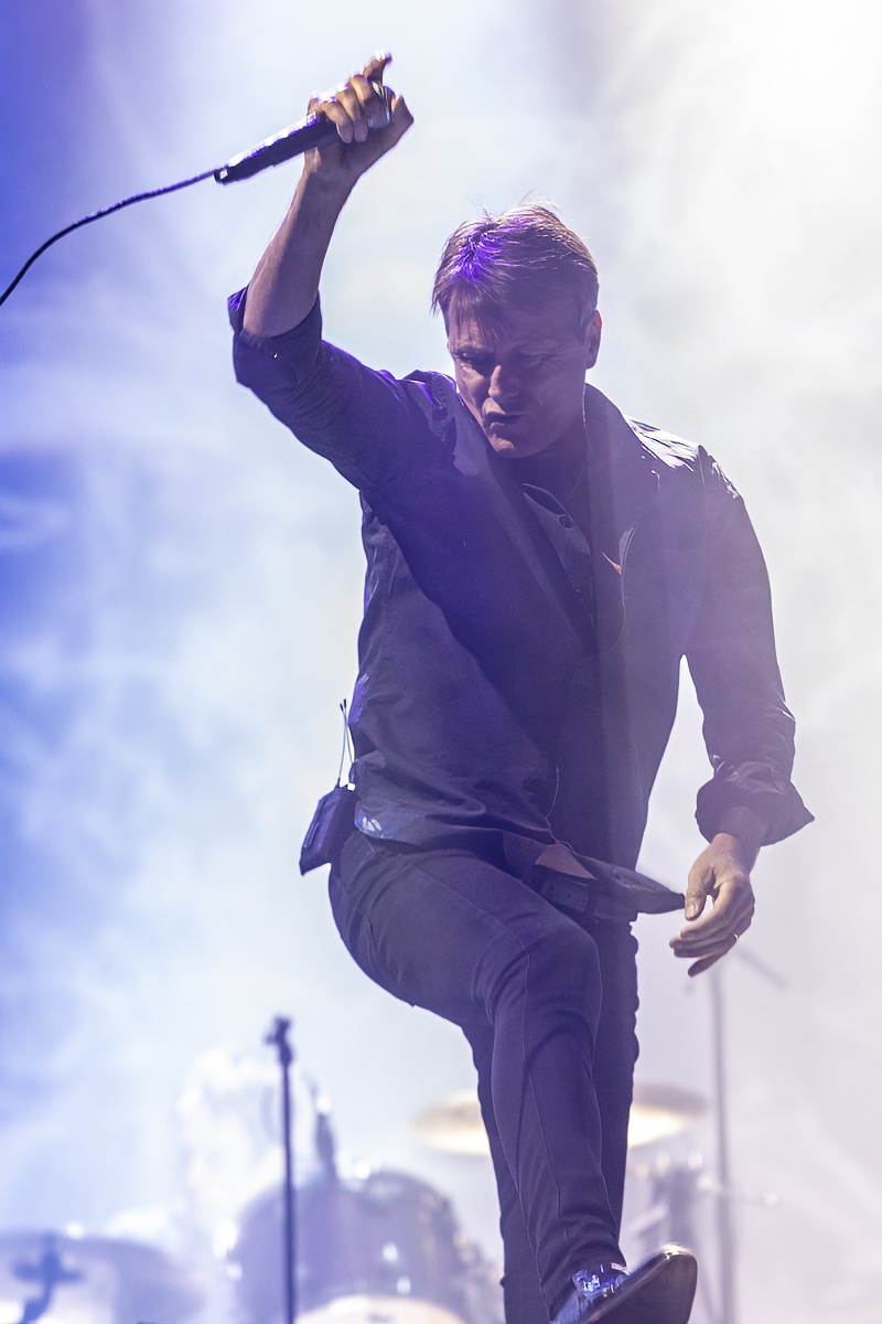 Suede @ Lokerse Feesten, picture 13, photographed by Edwin Houdevelt - FrontView Magazine
