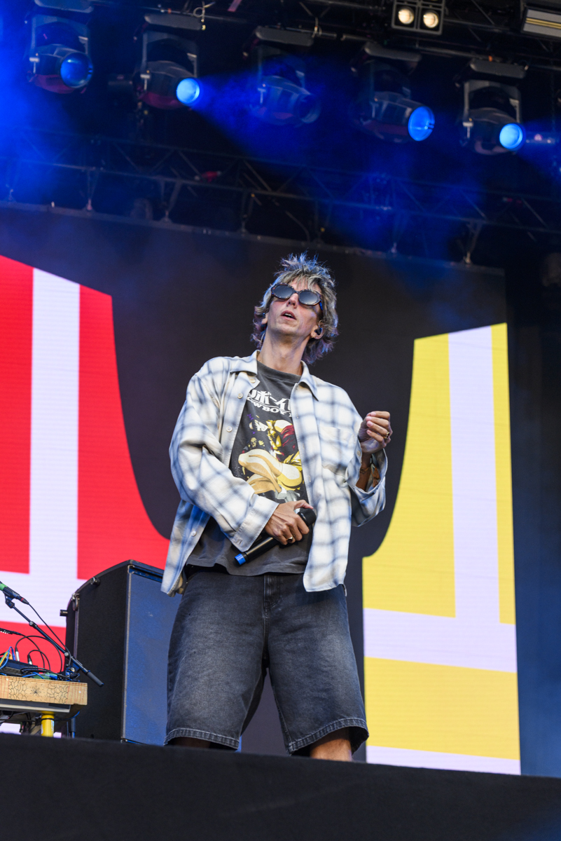 De Jeugd Van Tegenwoordig @ Lokerse Feesten, picture 1, photographed by Bart Janssens - FrontView Magazine