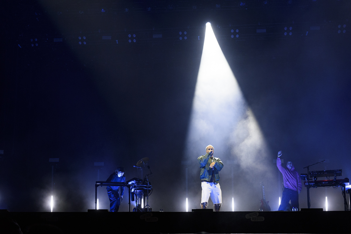 Zwangere Guy @ Lokerse Feesten, picture 11, photographed by Bart Janssens - FrontView Magazine