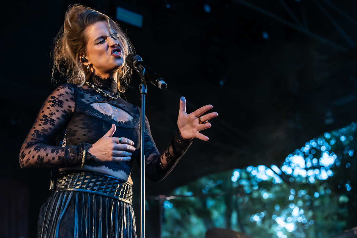 Selah Sue & The Gallands @ OLT Rivierenhof, picture 18, photographed by Marc Verdonck - FrontView Magazine