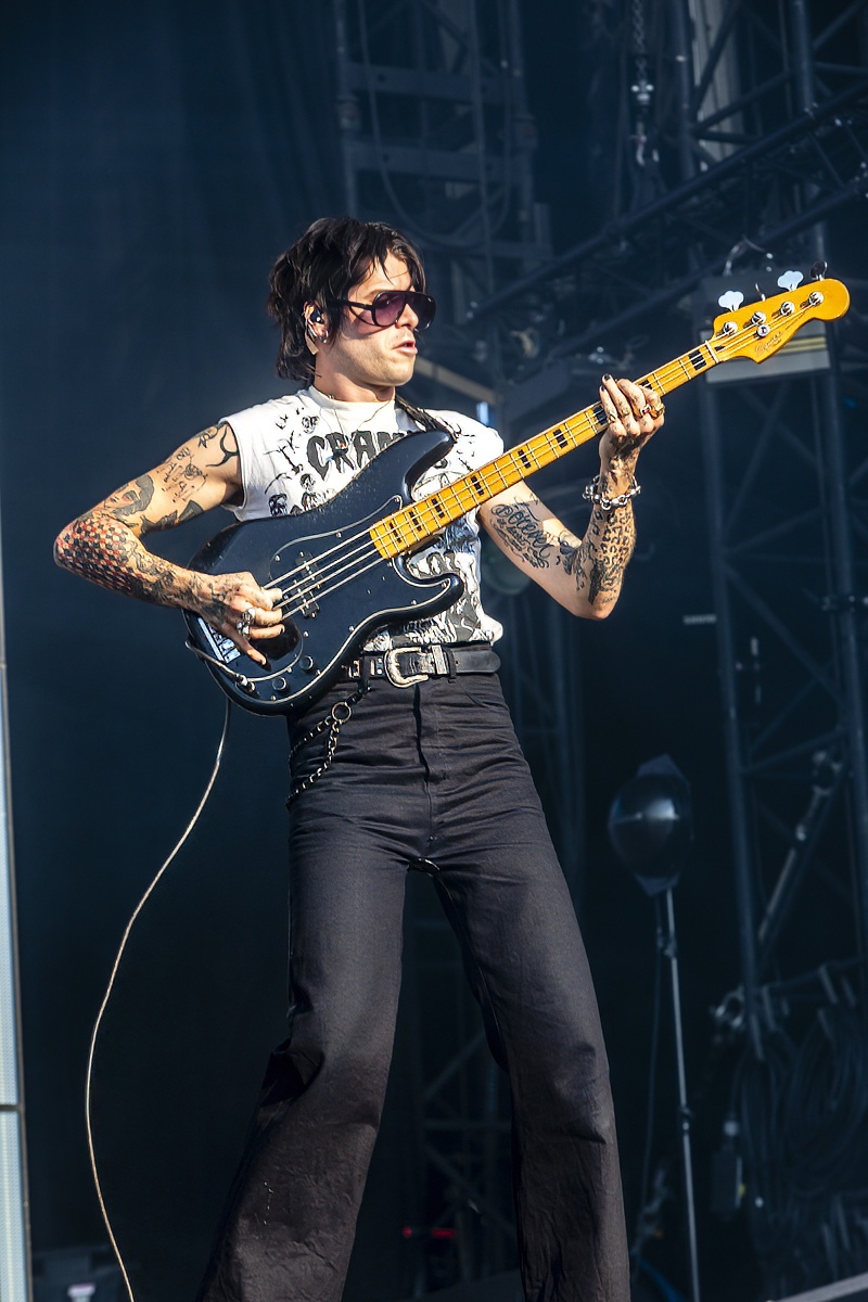 Sons @ Lokerse Feesten, picture 5, photographed by Edwin Houdevelt - FrontView Magazine