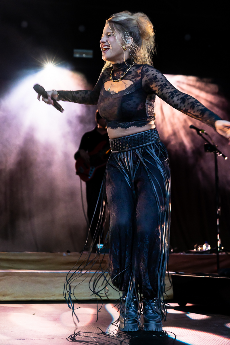 Selah Sue & The Gallands @ OLT Rivierenhof, picture 5, photographed by Marc Verdonck - FrontView Magazine