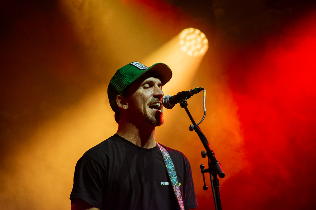 WAHWAHSDA + Sindicato Sonico @ OLT Rivierenhof, picture 20, photographed by Karlien Charlier - FrontView Magazine