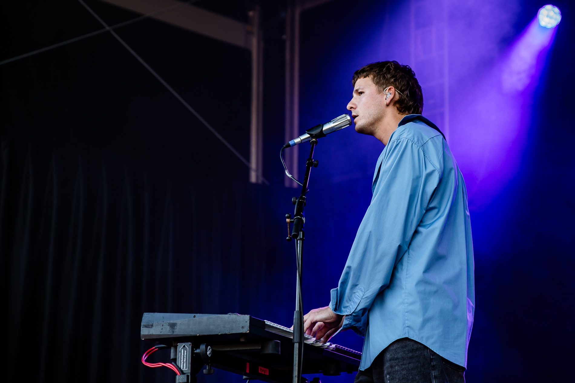 Oliver Symons @ Suikerrock, picture 9, photographed by Jürgen Bruynooghe - FrontView Magazine