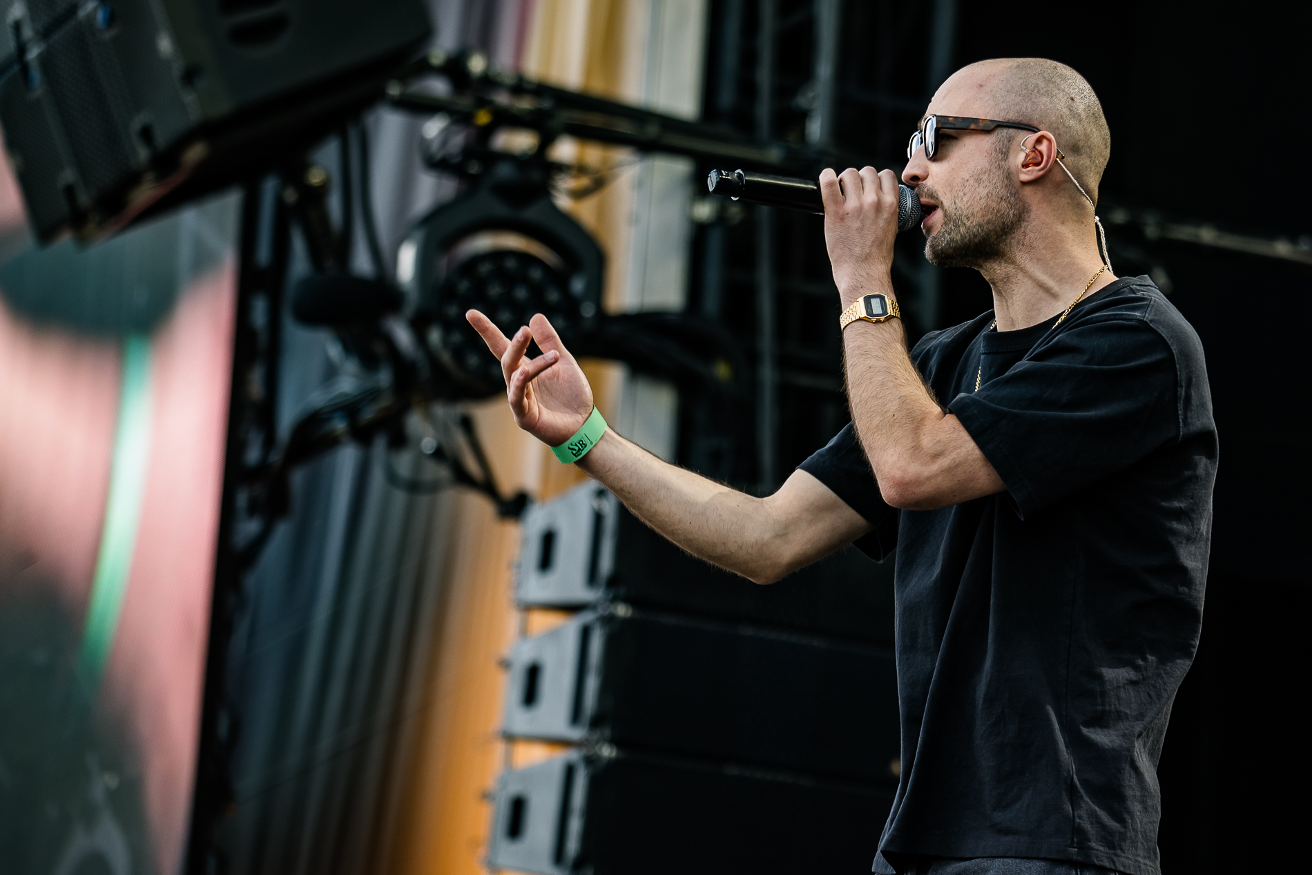 Yong Yello @ Suikerrock, picture 5, photographed by Jürgen Bruynooghe - FrontView Magazine