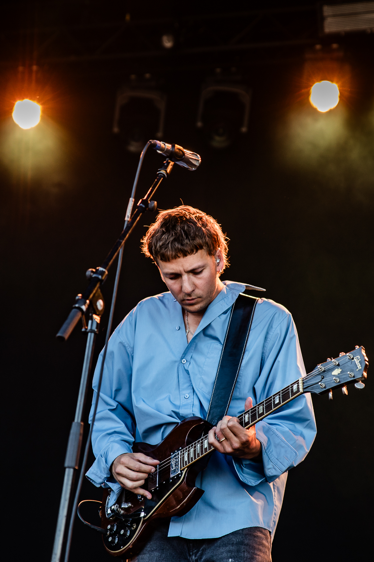 Oliver Symons @ Suikerrock, picture 2, photographed by Jürgen Bruynooghe - FrontView Magazine