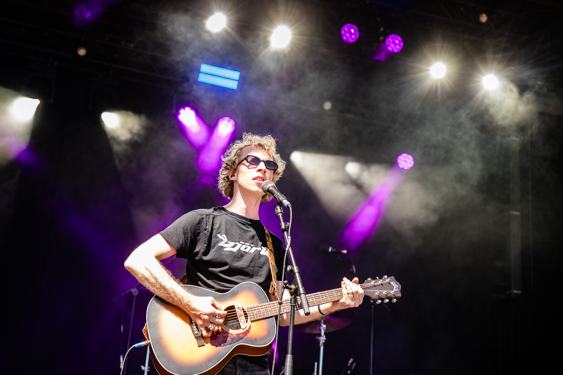 Benny Boo @ Suikerrock, picture 1, photographed by Jürgen Bruynooghe - FrontView Magazine
