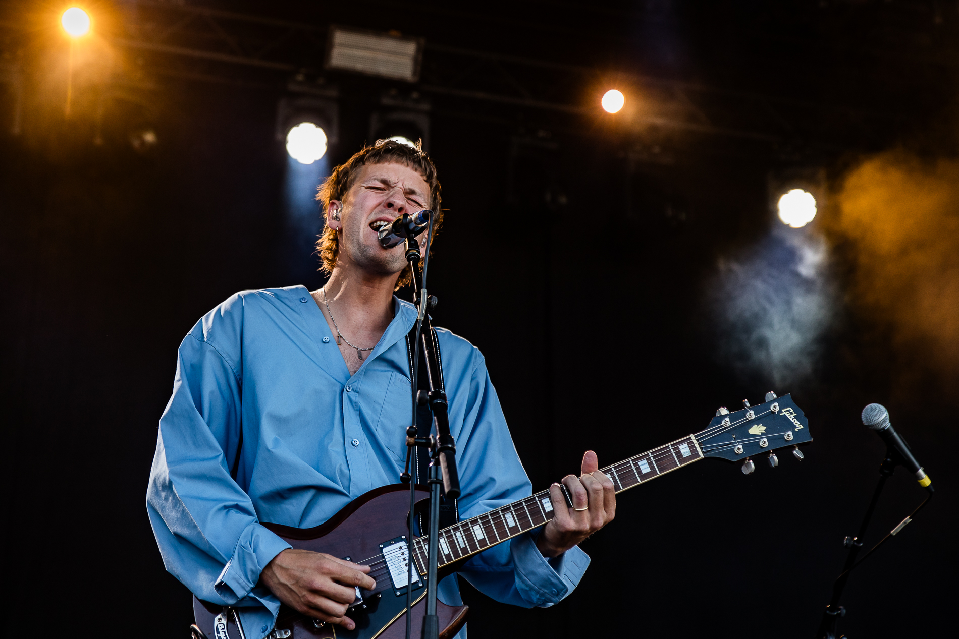 Oliver Symons @ Suikerrock, picture 4, photographed by Jürgen Bruynooghe - FrontView Magazine