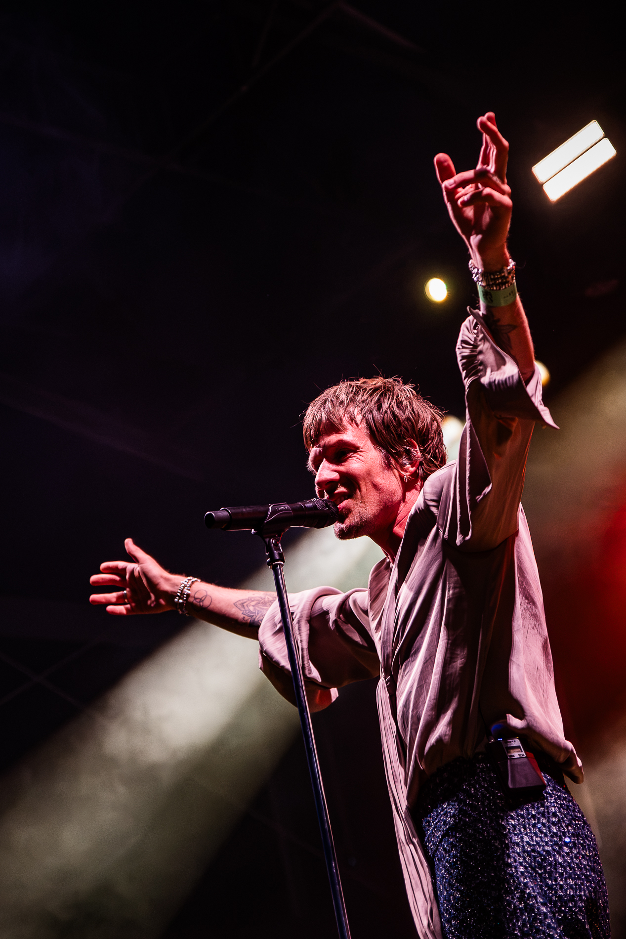 Son Mieux @ Suikerrock, picture 20, photographed by Jürgen Bruynooghe - FrontView Magazine