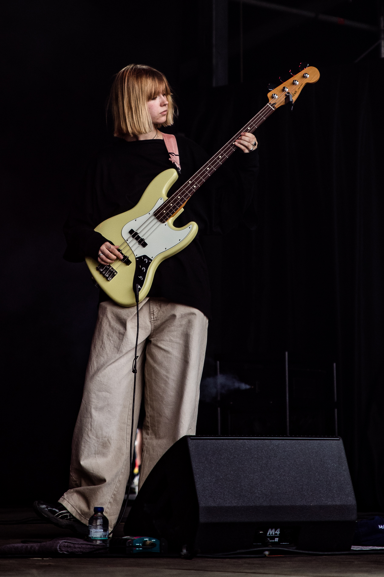 Bas Serra @ Suikerrock, picture 5, photographed by Jürgen Bruynooghe - FrontView Magazine