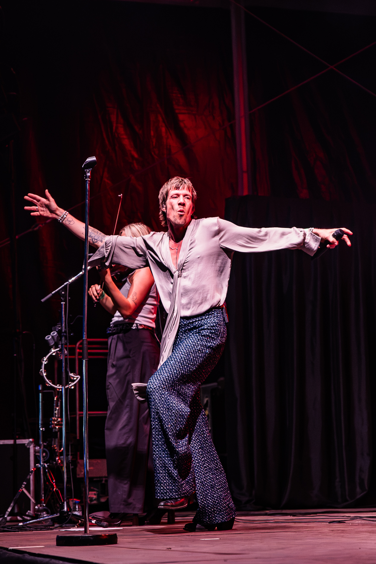 Son Mieux @ Suikerrock, picture 23, photographed by Jürgen Bruynooghe - FrontView Magazine