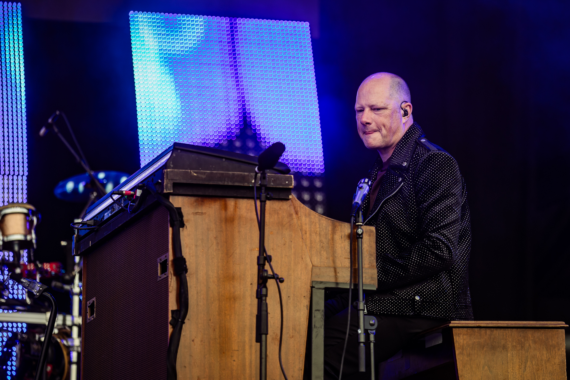 Guus Meeuwis @ Suikerrock, picture 5, photographed by Jürgen Bruynooghe - FrontView Magazine