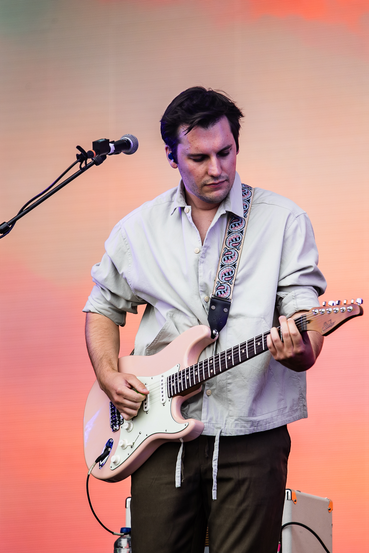 Aaron Blommaert @ Suikerrock, picture 2, photographed by Jürgen Bruynooghe - FrontView Magazine
