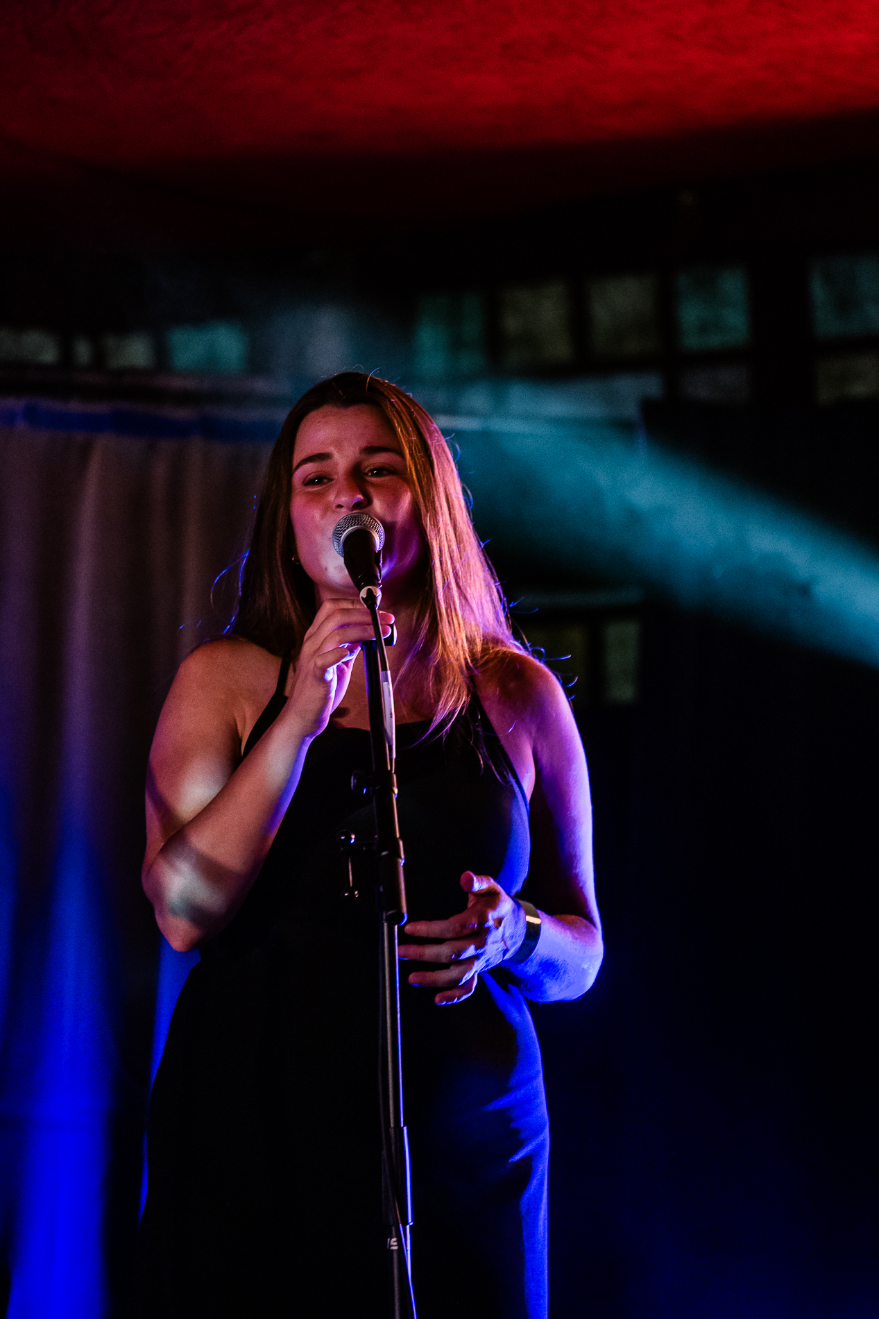 Gisèle @ Suikerrock, picture 4, photographed by Jürgen Bruynooghe - FrontView Magazine