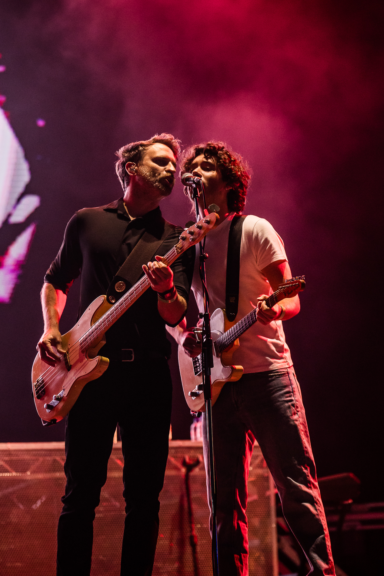 The Kooks @ Suikerrock, picture 6, photographed by Jürgen Bruynooghe - FrontView Magazine