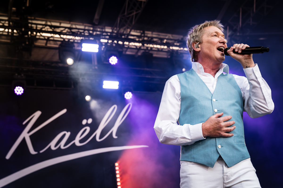 Bart Kaëll @ Fonnefeesten 2026, picture 19, photographed by Danny Wagemans - FrontView Magazine